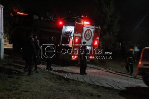 Se incendia vivienda dedicada supuestamente a la pirotecnia en Nativitas imagen 5