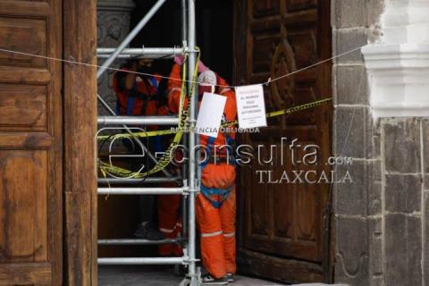 Restauran puerta dañada por incendio en iglesia de San José imagen 5