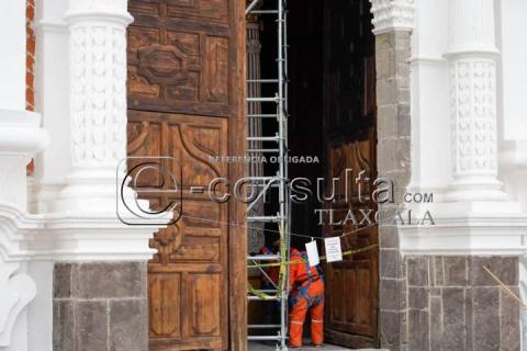 Restauran puerta dañada por incendio en iglesia de San José imagen 7