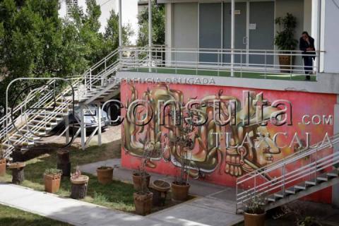 Diversidad de murales engalanan las oficinas de la USET imagen 3