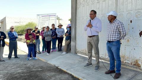 Entrega Caballero Yonca obra de guarniciones y banquetas en Lázaro Cárdenas, Huamantla imagen 2