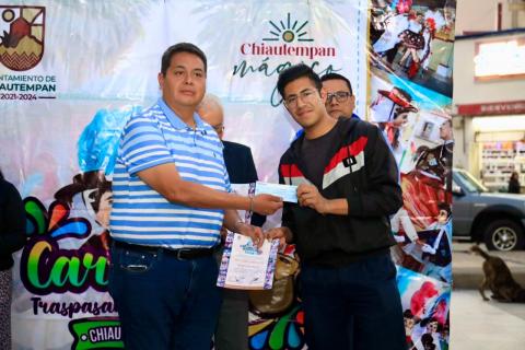 El Ayuntamiento de Chiautempan entrega premios a camadas ganadoras imagen 7