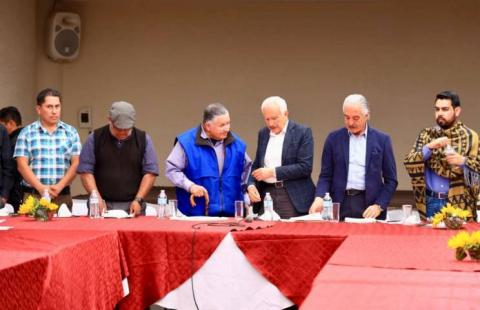 Ayuntamiento de Chiautempan inaugura el mural “El Tlacuilo” y es sede de la XXI reunión del consejo de cronistas de Tlaxcala imagen 1