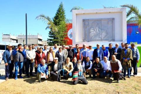 Ayuntamiento de Chiautempan inaugura el mural “El Tlacuilo” y es sede de la XXI reunión del consejo de cronistas de Tlaxcala imagen 7