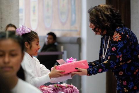 Reconocen a docentes y niñas destacadas en la tecnología imagen 6