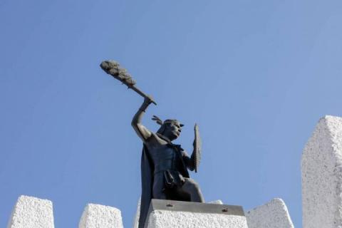 Aspectos del monumento a Xicohténcatl el joven, en la comunidad de Tizatlán imagen 1