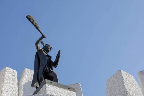 Aspectos del monumento a Xicohténcatl el joven, en la comunidad de Tizatlán imagen 8