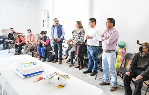 Asiste Badillo al Aniversario del Grupo de la tercera edad de Santa Anita Huiloac imagen 2