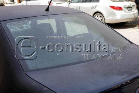 Continúa intensa caída de ceniza en el municipio de Tlaxcala imagen 2