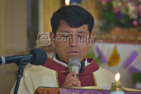 Celebración Sagrada: Unión y Reflexión bajo la Tutela Episcopal imagen 8
