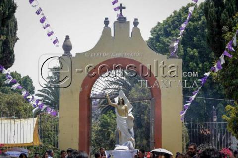 Realizan procesión en Tepeyanco por Domingo de resurrección imagen 4