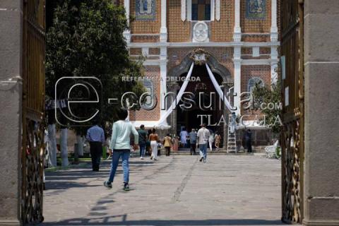 Realizan procesión en Tepeyanco por Domingo de resurrección imagen 9
