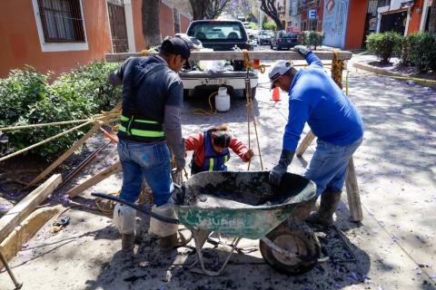 Realiza CAPAM acciones de desazolve en calles de la capital imagen 3