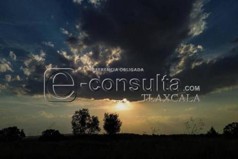 Vista con dron del atardecer de este jueves imagen 1