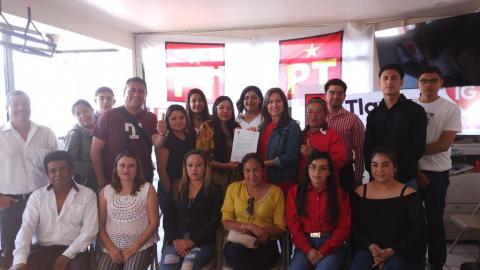 Elena Macías Díaz es la candidata del PT para la alcaldía de Lázaro Cárdenas