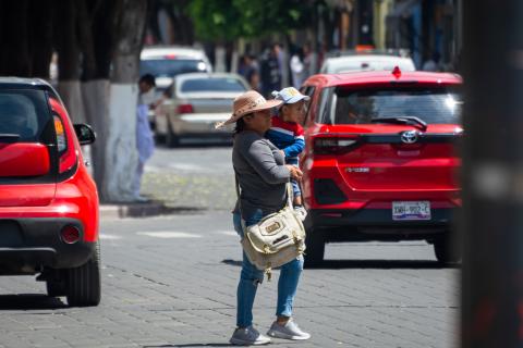 Fuertes vientos y calor en la capital imagen 1