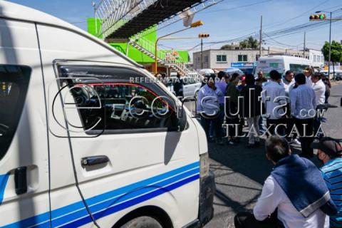 Protesta de Transportistas en Zacatelco, la capital del caos imagen 7
