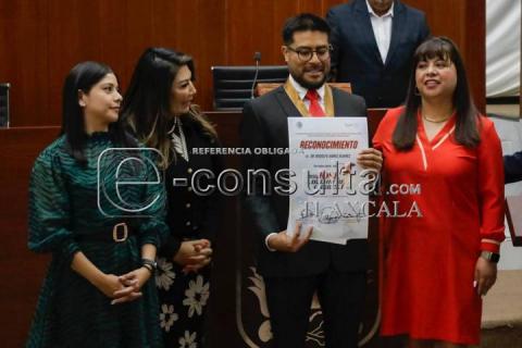 Entrega LXIV Legislatura presea José Arámburu Garreta al Dr. Rodolfo Juárez Álvarez imagen 2