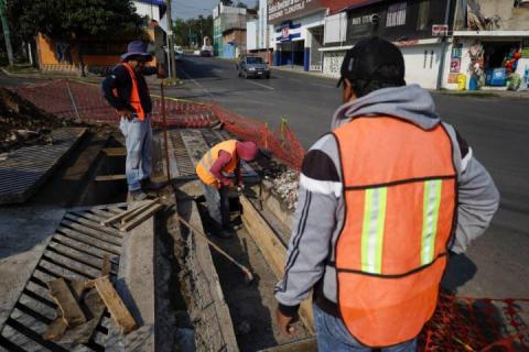 Rehabilitan alcantarillas en la capital de Tlaxcala antes de la temporada de lluvias imagen 2