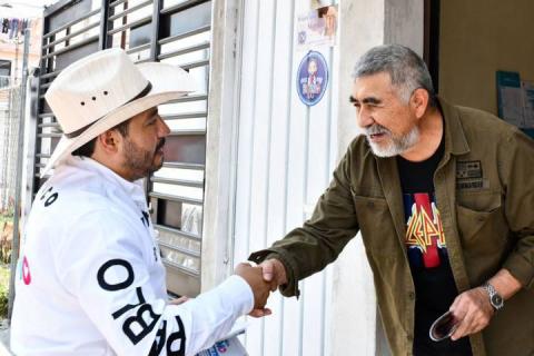 Pablo Badillo continá tocando puertas para seguir trabajando por Apizaco imagen 2