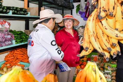 Pablo Badillo continá tocando puertas para seguir trabajando por Apizaco imagen 6