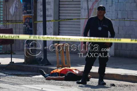 Ultiman a vendedor de pollos en Apetatitlán imagen 5