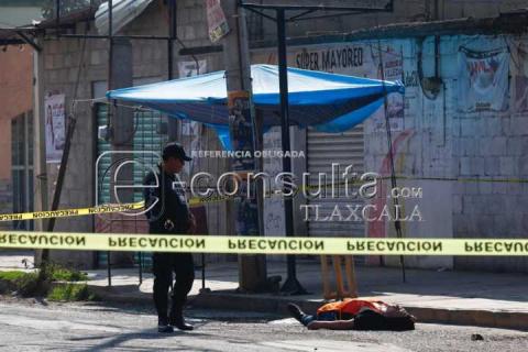 Ultiman a vendedor de pollos en Apetatitlán imagen 3