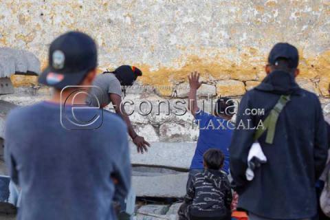 Frustran el sueño de mil 500 migrantes centroamericanos en Tlaxco imagen 4