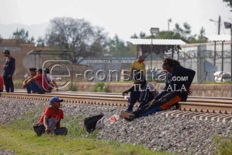 Frustran el sueño de mil 500 migrantes centroamericanos en Tlaxco imagen 2