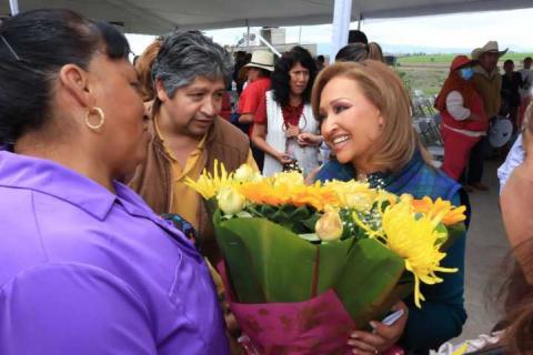 Con entrega de viviendas, se transforman historias de vida en Tlaxcala: Gobernadora imagen 5