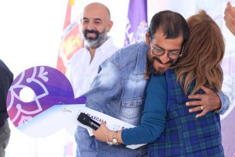 Con entrega de viviendas, se transforman historias de vida en Tlaxcala: Gobernadora imagen 10