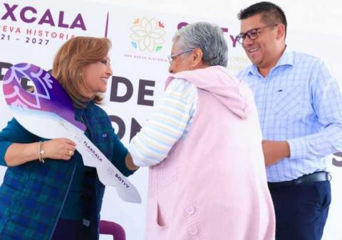 Con entrega de viviendas, se transforman historias de vida en Tlaxcala: Gobernadora imagen 12