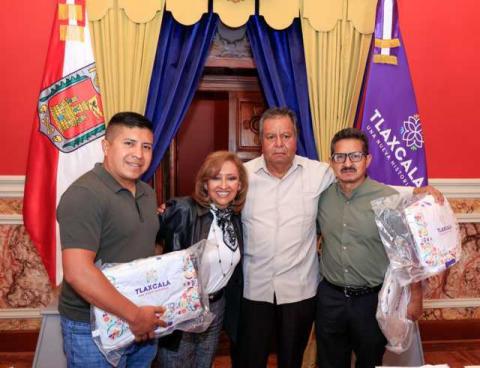 Mantiene Gobernadora política de gobierno abierto y cercano a la ciudadanía imagen 2
