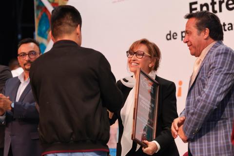 En Tlaxcala se garantizan libertades al gremio periodístico: Gobernadora imagen 4