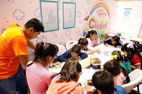 Inicia SEDIF curso de verano “La ciudad de las y los niños” en el centro de convenciones imagen 7
