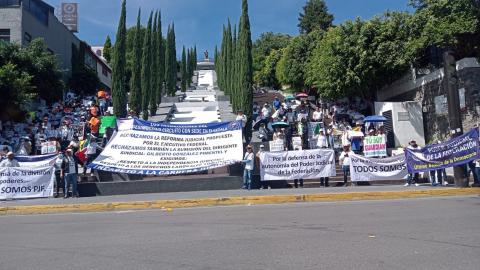 Protestan trabajadores del PFJ por segundo día consecutivo, ahora en Tlaxcala Capital