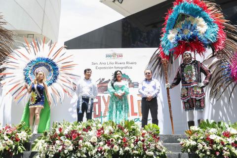 Inauguran en el Senado exposición fotográfica sobre héroes, heroínas, dioses y diosas de Tlaxcala imagen 1