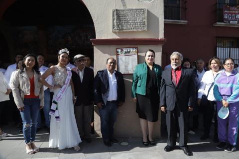 Inician fiestas patrias en Chiautempan, Blanca Angulo encabeza colocación de bandos imagen 6
