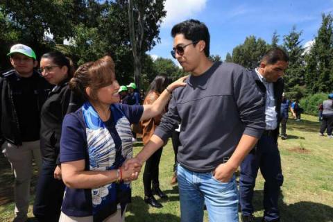 Jóvenes encabezan jornada de reforestación en Tlaxcala imagen 5