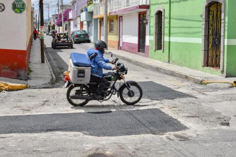 Arranca programa de bacheo en Huamantla imagen 2