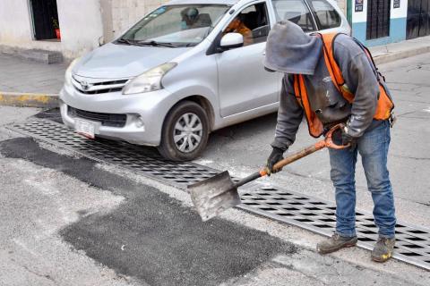 Arranca programa de bacheo en Huamantla imagen 3