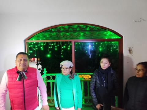 Realiza Valentín Meléndez el encendido de luminarias alusivas a las fiestas patrias imagen 8