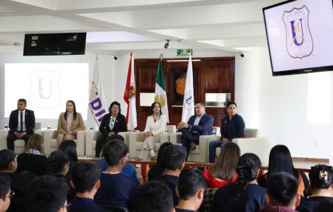 Realiza SEDIF primera jornada de conocimientos interprofesionales sobre fisioterapia imagen 5