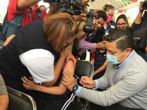 Inicia sector salud vacunación contra VPH en escuelas públicas y privadas imagen 4