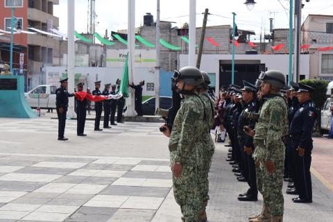 Ceremonia de incineración de bandera en San Pablo del Monte imagen 5