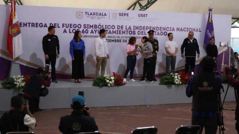 San Pablo Del Monte recibe fuego simbólico en conmemoración de la Independencia De México imagen 4