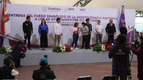 San Pablo Del Monte recibe fuego simbólico en conmemoración de la Independencia De México imagen 1