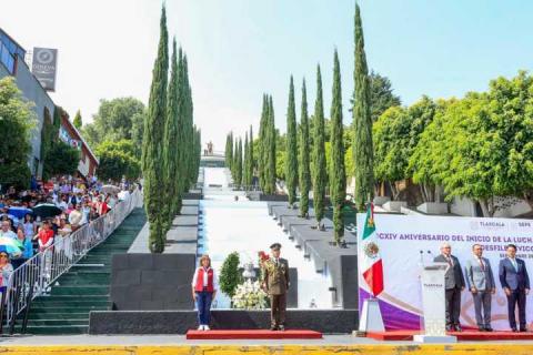 Encabeza Gobernadora Desfile Cívico Militar de la Independencia De México imagen 11
