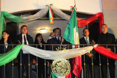 Idelfonso Carro encabeza la Ceremonia del Grito de Independencia en Panotla imagen 1
