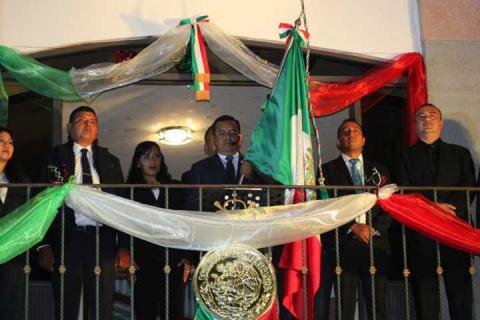 Idelfonso Carro encabeza la Ceremonia del Grito de Independencia en Panotla imagen 2